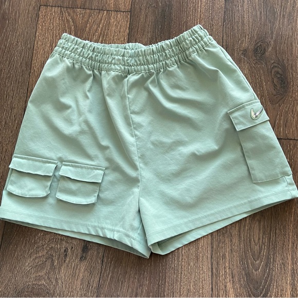 Nike Pants - Nike sportswear NSW big swoosh seafoam green cargo shorts pockets medium